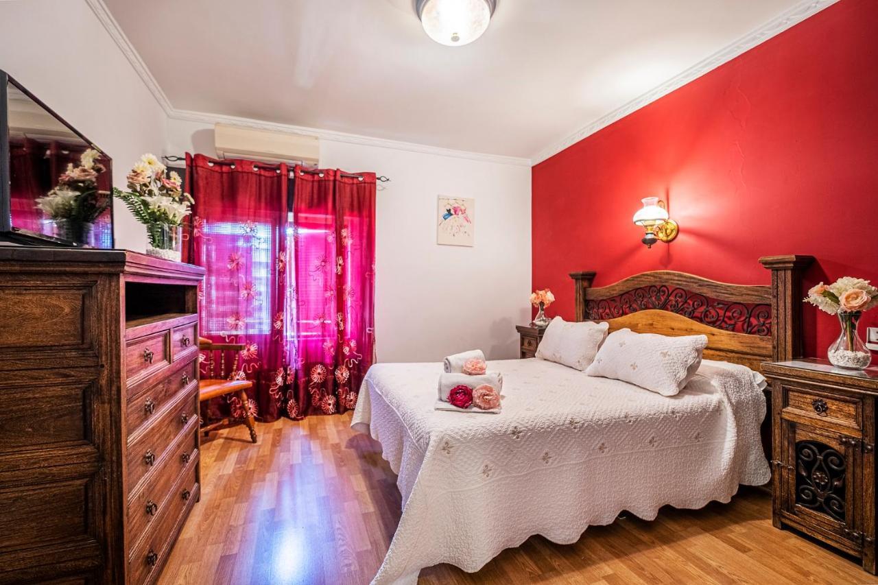 Hotel Gines Luaran gambar